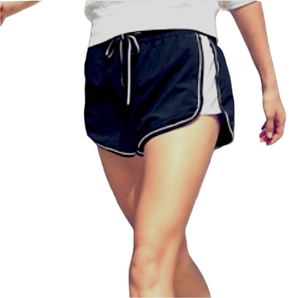 Athleta Colorblocked back and white running shorts, size 4